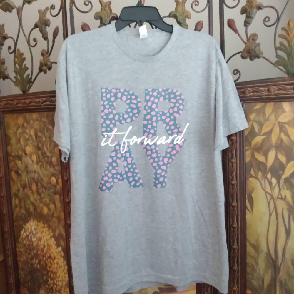 New Woman's Xl Boutique Tee